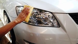 كيفية ضبط أضواء السيارة