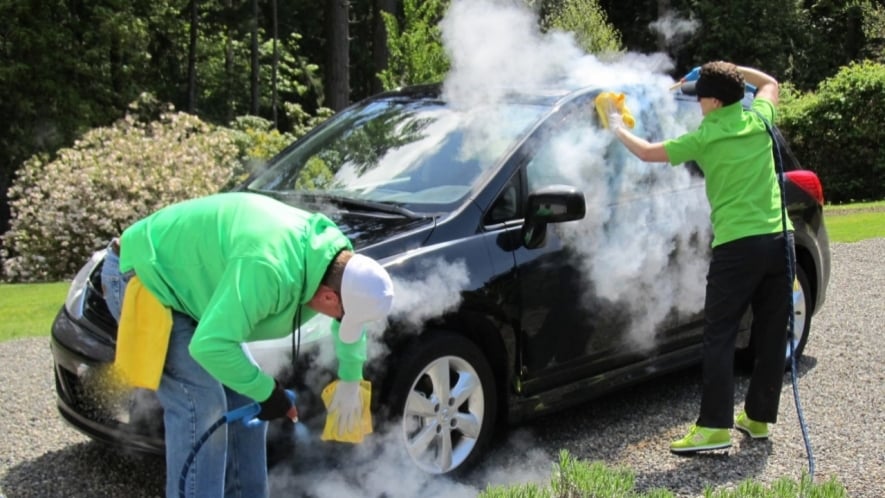 فوائد غسل السيارة ببخار الماء